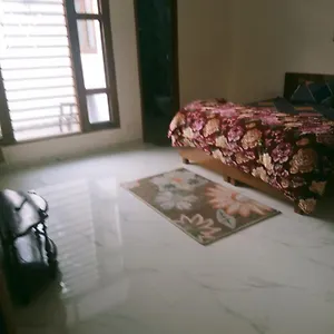  Guest house Anand Kunj